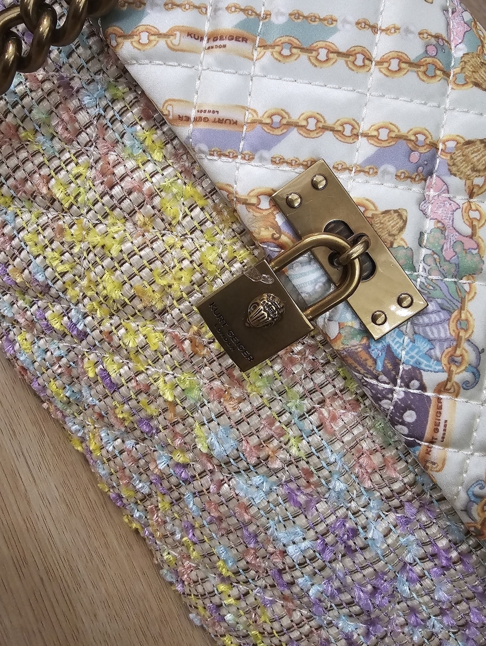 Kurt Geiger London Brixton Mixed Media Tweed Shoulder Bag with Gold Chain. - Picture 5 of 13
